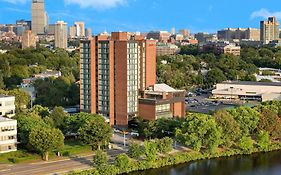 Courtyard By Marriott Boston Cambridge